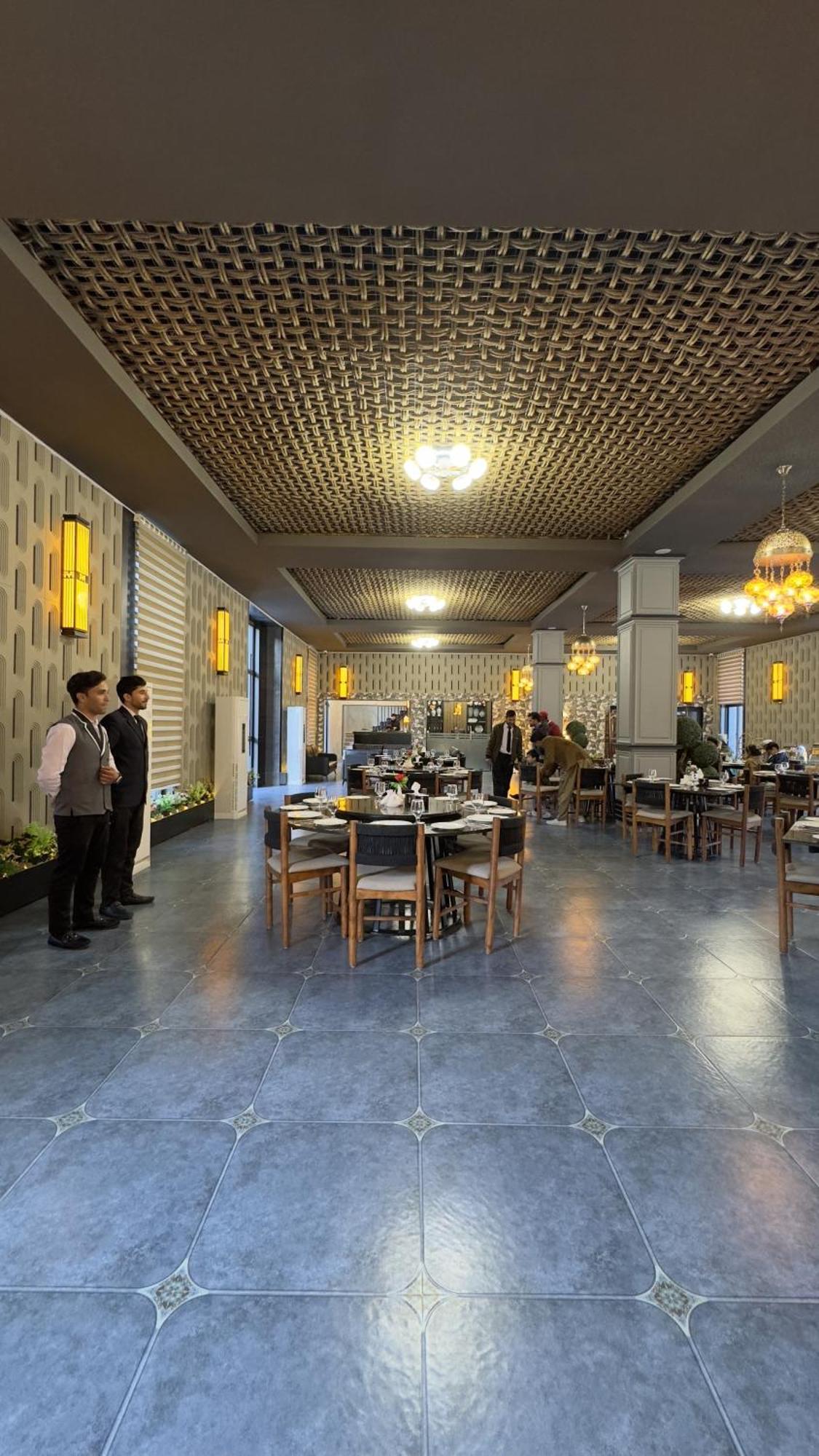 Iyi Luxury Inn Swat Saidu Sharif Εξωτερικό φωτογραφία