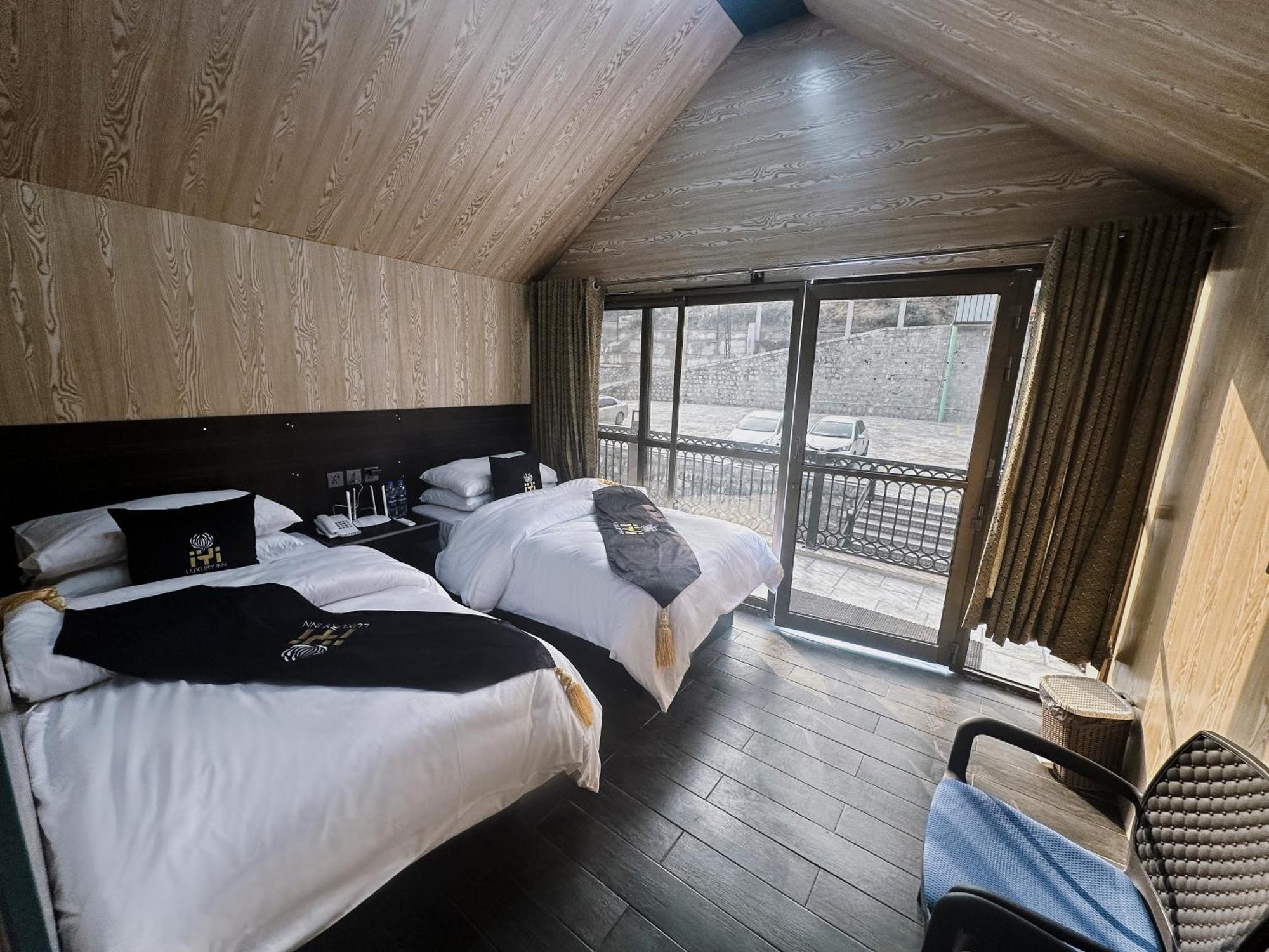 Iyi Luxury Inn Swat Saidu Sharif Εξωτερικό φωτογραφία