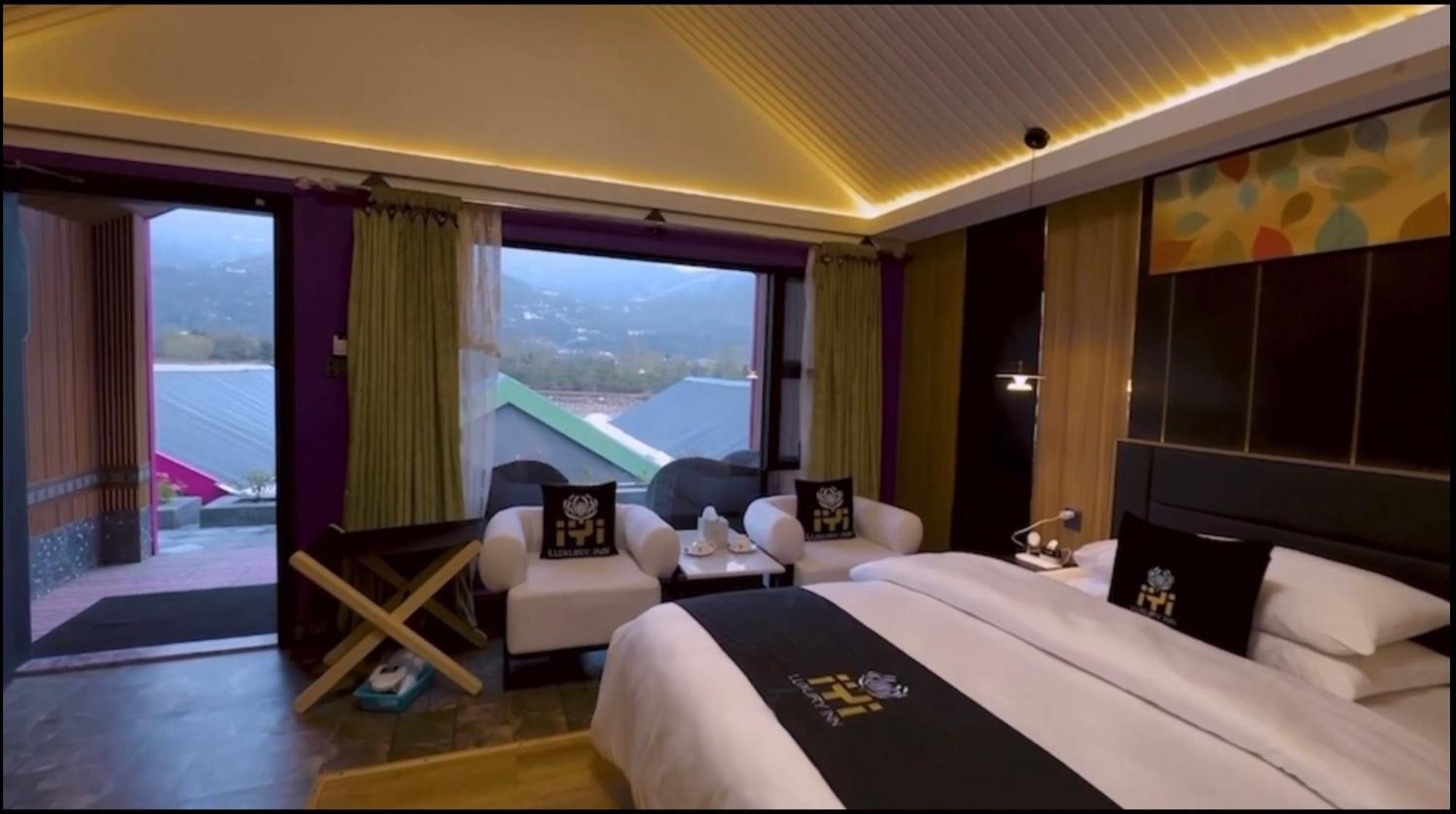 Iyi Luxury Inn Swat Saidu Sharif Εξωτερικό φωτογραφία