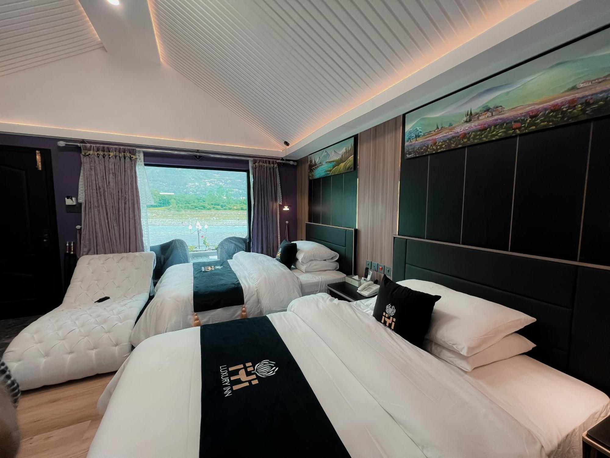 Iyi Luxury Inn Swat Saidu Sharif Εξωτερικό φωτογραφία